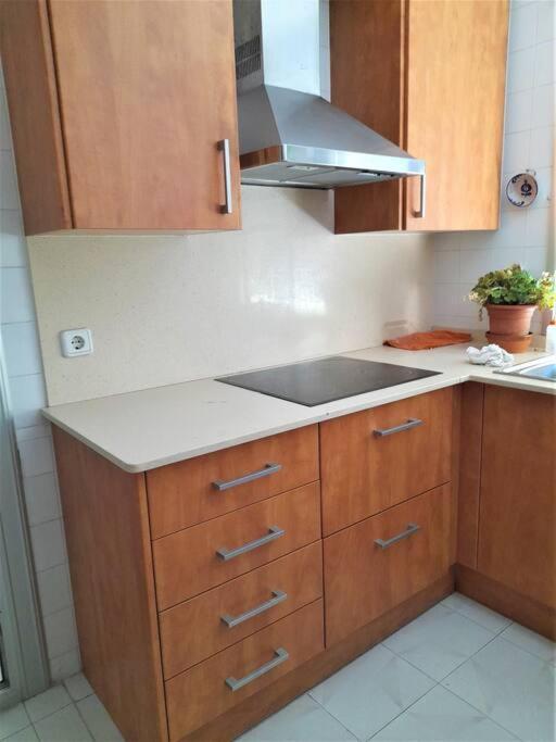 Appartement Gran Apartamento Cerca Del Aeropuerto à El Prat de Llobregat Extérieur photo